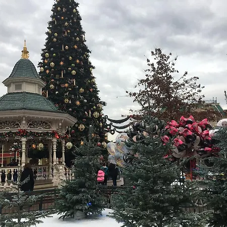 F&b's Disneyland Paris Serris