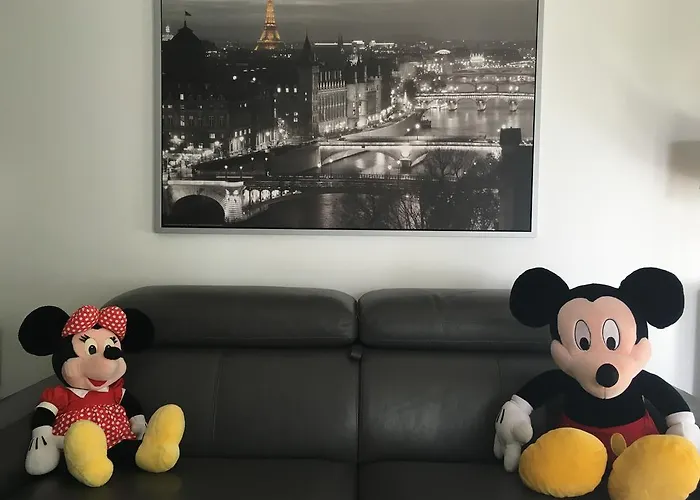 F&b's Disneyland Paris
