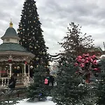 F&b's Disneyland Paris Serris