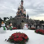 F&b's Disneyland Paris