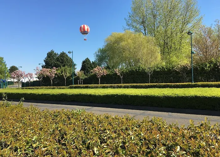 F&b's Disneyland Paris Serris